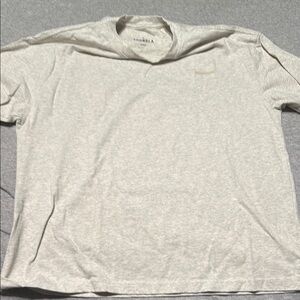 Young LA off-white color t shirt